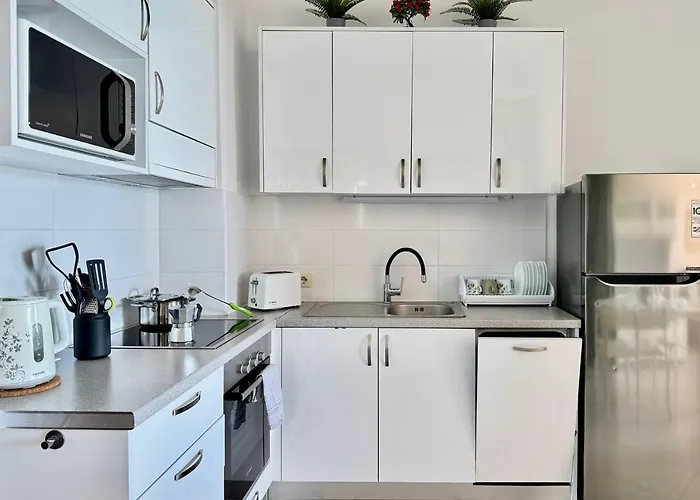 Joanna Sea View Sarandë