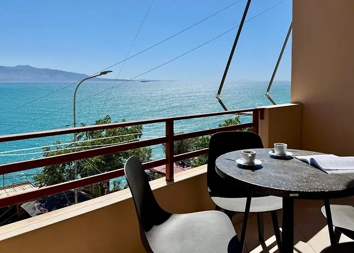 Joanna Sea View 公寓 *